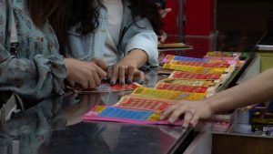 Muere en la soledad mujer que dijo que dinero de lotería la arruinó