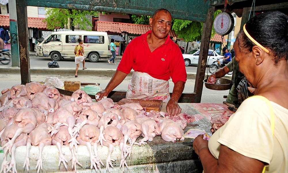 El pollo aportó más de una cuarta parte a la inflación de agosto