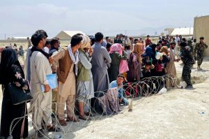EEUU mantiene suspendidos los vuelos de afganos por sarampión
