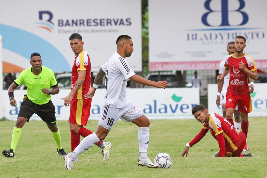 Vega Real, Cibao, Pantoja y Jarabacoa jugarán semifinales