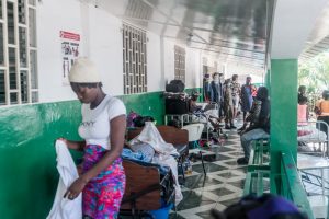 Hospitales haitianos acusan falta de combustible para atender a sus pacientes