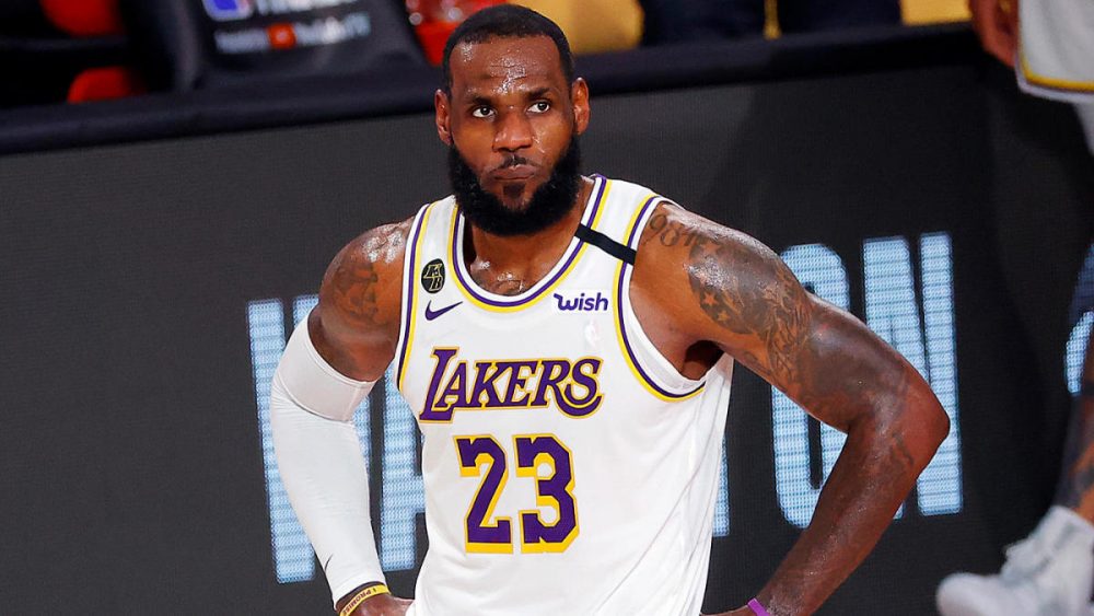 Creador de "El juego del calamar" responde a LeBron James tras criticar el final de la serie