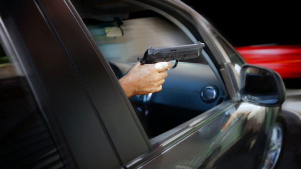 Matan joven a tiros desde vehículo en marcha en Montecristi