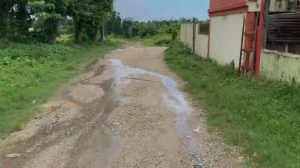 Residentes Edén Villa Mella, llevan años reclamando el arreglo de vía