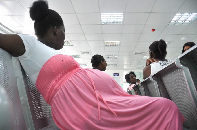Gobierno reitera que no dará asistencia a embarazadas haitianas