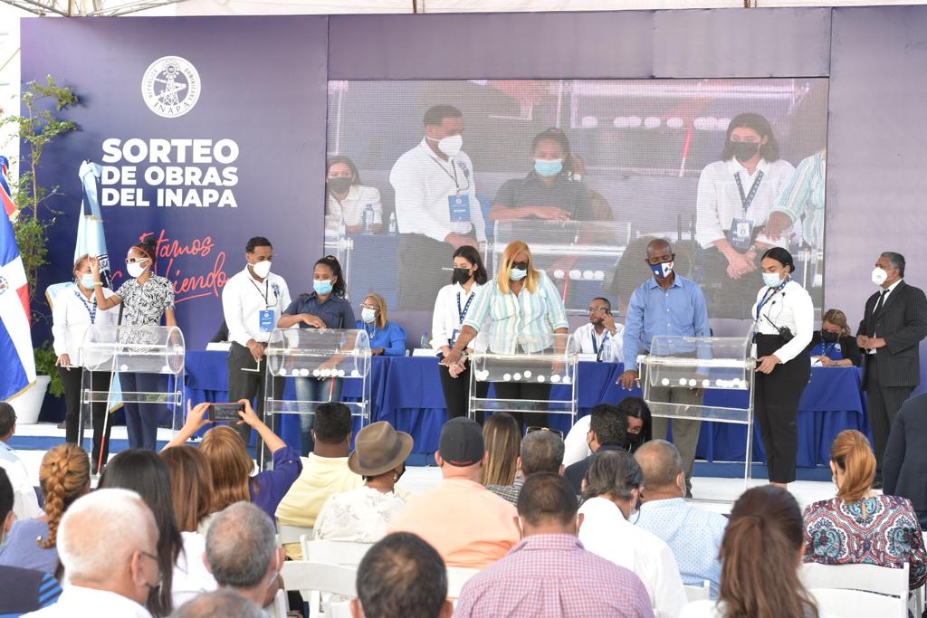 INAPA realiza sorteo de 23 obras por más de RD$300 millones