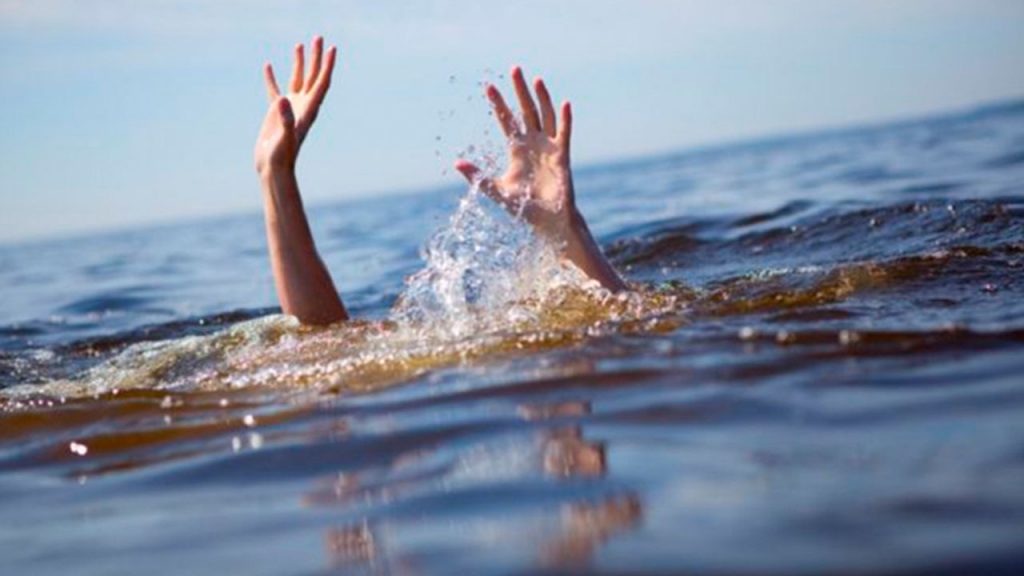 Fallecen dos residentes de EE.UU. presuntamente ahogados en playa