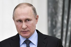 Vladimir Putin recibe la vacuna nasal rusa contra el coronavirus