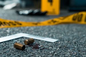 Matan a tiros sobrino de reconocido periodista en Santiago