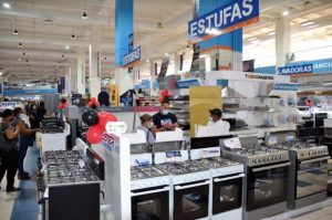 Se activan compras en antesala al “Black Friday” Foto: Felix de la Cruz