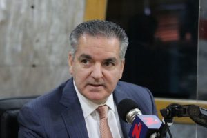 Neney Cabrera anuncia Gobierno implementará programa “Pinta tu Barrio”