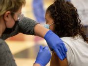 Cómo la vacuna de Pfizer resultó eficaz y segura en niños de cinco a 12 años