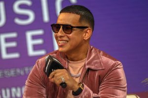 Bud Bunny y Daddy Yankee ganan en Barcelona los premios RBF