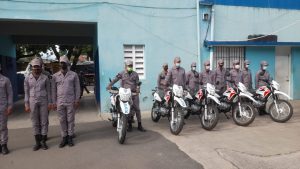 Policía incorpora cinco motocicletas y 15 agentes para redoblar patrullaje