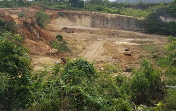 Autoridades higueyanas y ambientalista objetan relleno sanitario