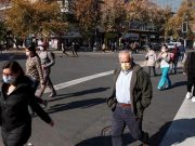 Nueva York impone el uso de mascarillas en espacios de interior públicos
