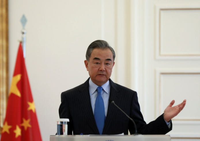 China afirma que la UE tiene una "división cognitiva" en su política