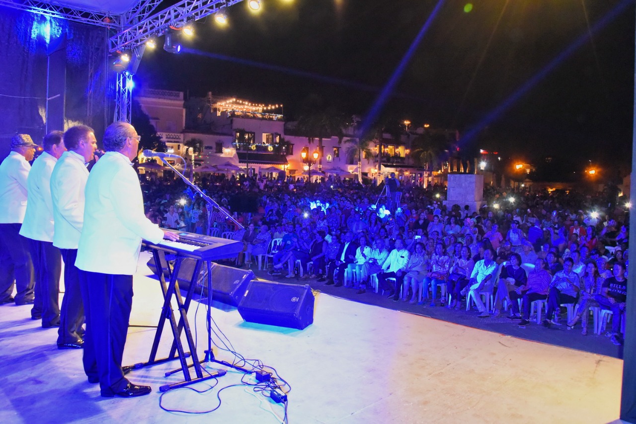 Conoce la cartelera artística gratuita de las "Noches de Navidad"