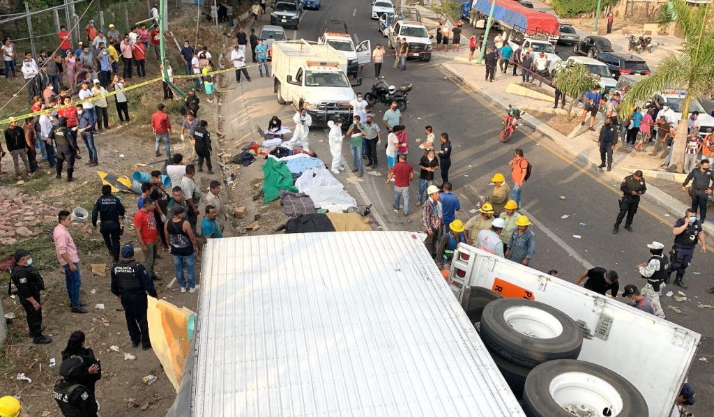 RD despide a su sexta víctima del accidente de Chiapas