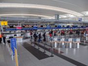 Cientos de vuelos cancelados en Estados Unidos por tercer día consecutivo