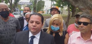 Diputado del PRM demanda a un abogado por difamación e injuria