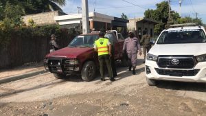 Detienen 15 personas y retiene motocicletas y vehìculos en Barahona