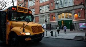 Escuelas Nueva York no cerrarán sino que aplicarán test de covid masivos