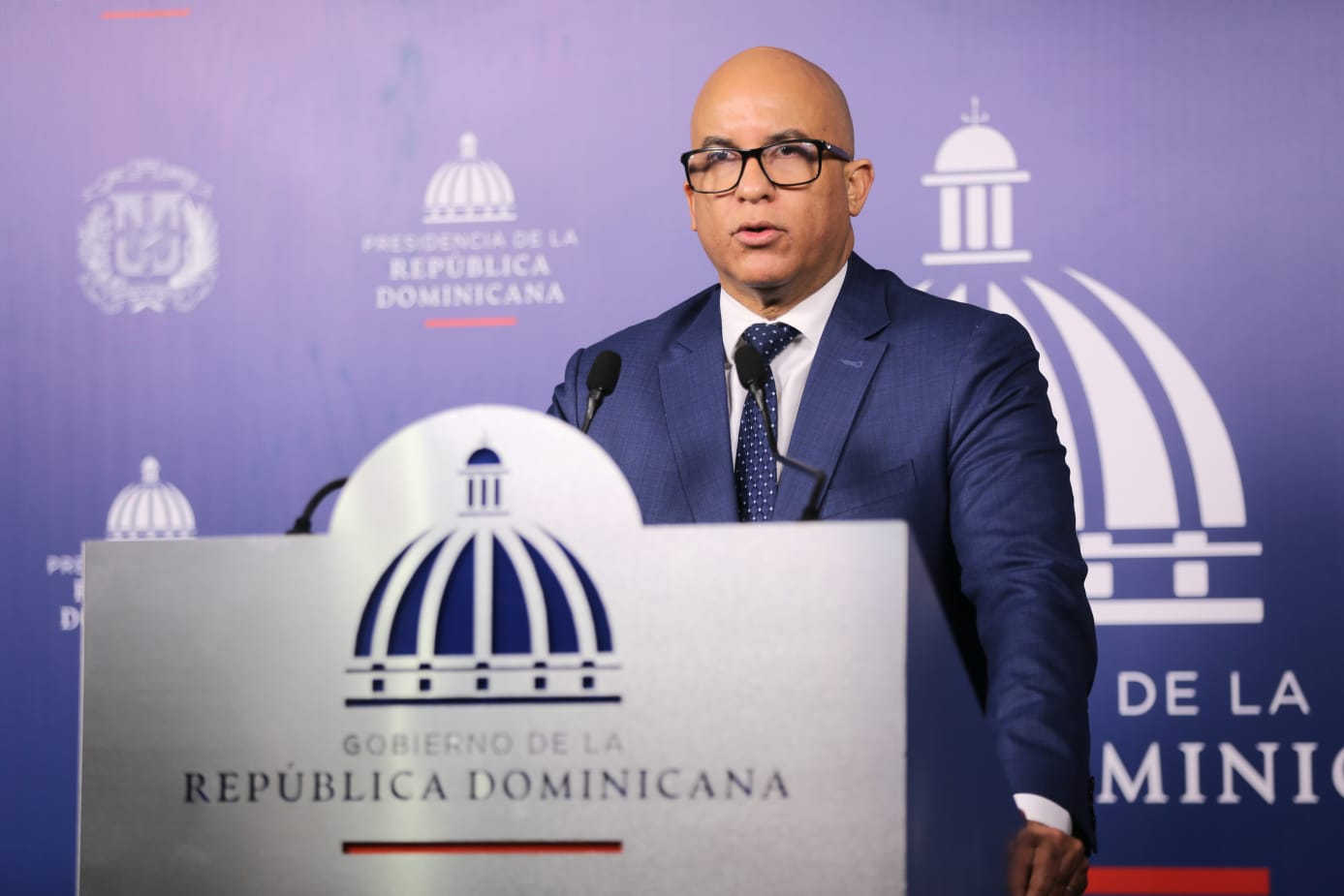 Gobierno llama a la población a vacunarse para enfrentar la Ómicrom