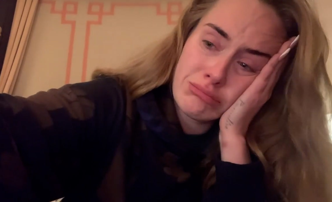 Adele pospone indefinidamente su espectáculo en Las Vegas