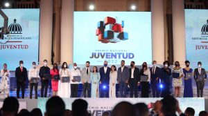 Abinader preside Premio Nacional de la Juventud 2022
