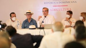 Abinader entrega RD$2 mil millones para Plan de Desarrollo Económico de San Juan 