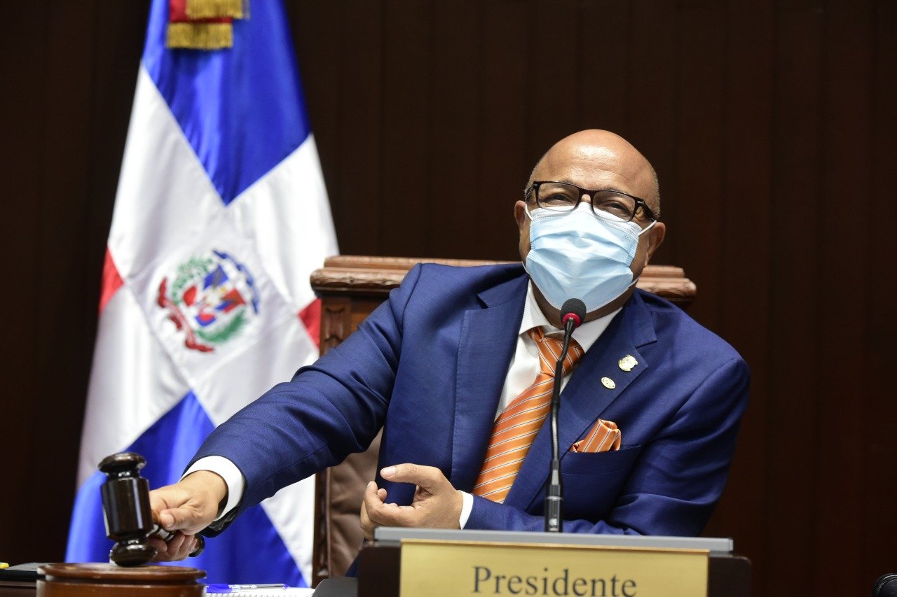 Aplazan "indefinidamente" Código Penal y presentan uno nuevo