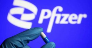 Pfizer asegura que pastillas anticovid también son eficaces contra ómicron