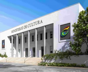 Anuncian convocatoria del Premio Nacional Feria del Libro Eduardo León Jimenes 2022