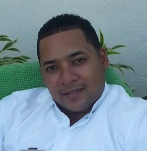 Se entrega hombre acusado de asesinar a teniente pensionado de la PN
