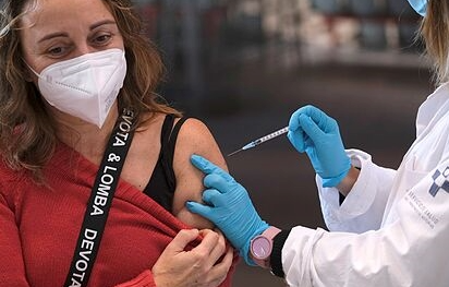 Países europeos optan por la vacunación obligatoria