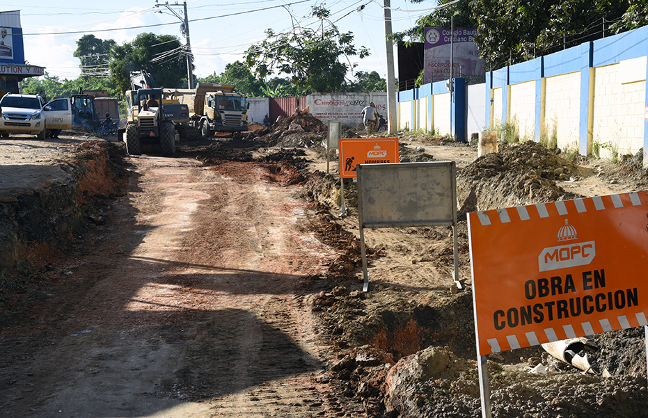MOPC trabajará 24 horas en reconstrucción avenida Los Beisbolistas