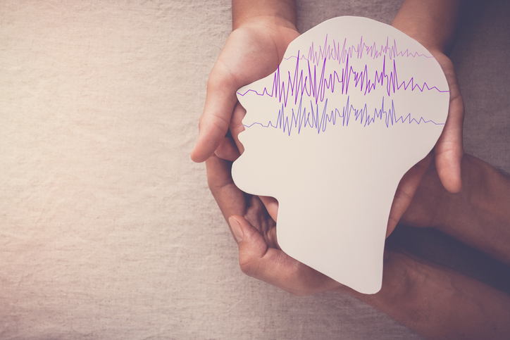 La epilepsia origina una predisposición a sufrir crisis repetidas y de forma crónica.