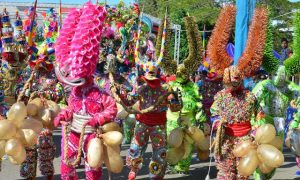 Carnaval de Santiago 2022 continúa este domingo 27 de febrero
