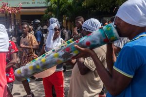 Los comercios y escuelas cierran en Haití en un día de tensión política