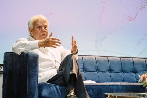 Felipe González: “La democracia no garantiza un buen gobierno, pero sí echarlo cuando no gusta”