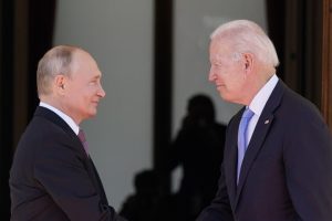 Biden y Putin hablarán por teléfono sobre Ucrania el sábado