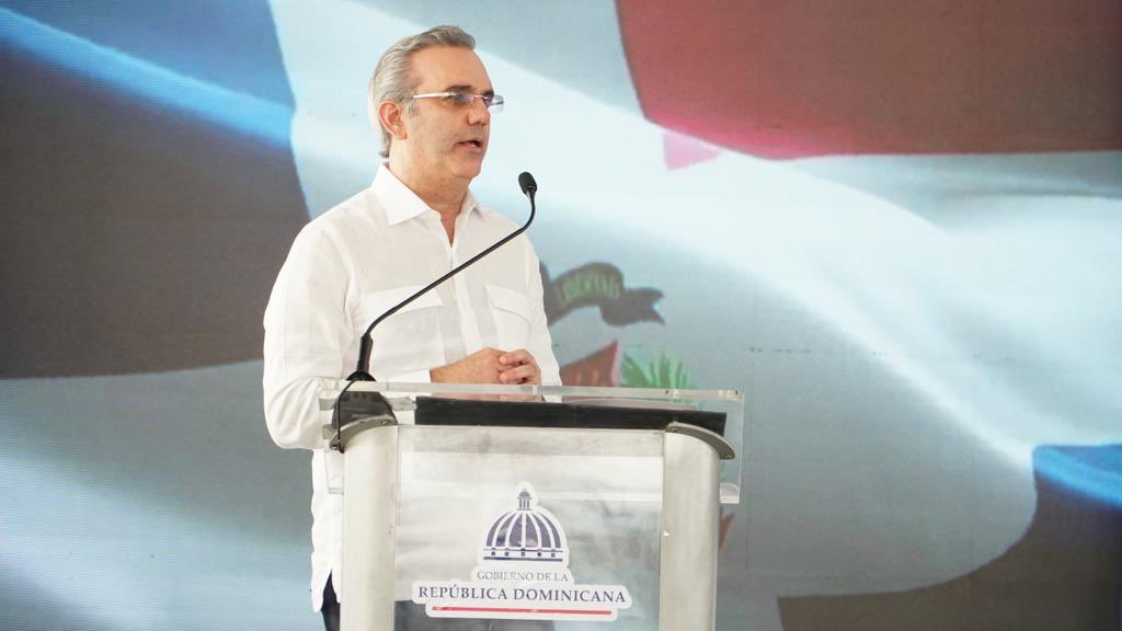 Abinader atribuye a la "fuerza espiritual de la patria" el éxito contra el covid FOTO: Presidencia RD
