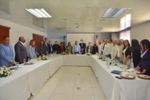 FEDA realiza desayuno con funcionarios y líderes del sector agropecuario