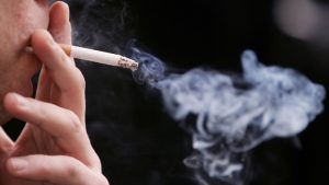 Actualizan resolución que declara espacios libres de humo de la salud