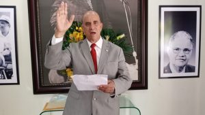 Luis de León se une a otros aspirantes a la candidatura presidencial del PLD