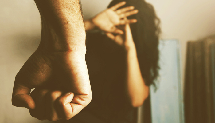 La mitad de los dominicanos cree que la violencia entre parejas es tema privado, según encuesta