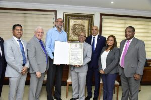 CD reconoce integrantes de la Selección Nacional de Baloncesto