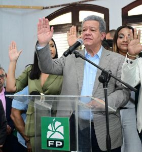 Leonel Fernández dice que alto costo de la vida no lo aguanta nadie