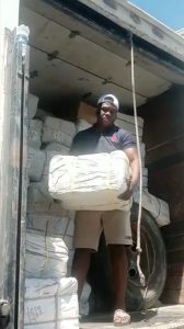 Detienen agente Cesfront y celador Aduanas por contrabando desde Haití